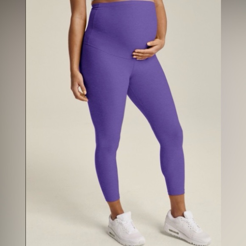 Beyond the Bump- Beyond Yoga Love the Bump Maternity Capri- Small